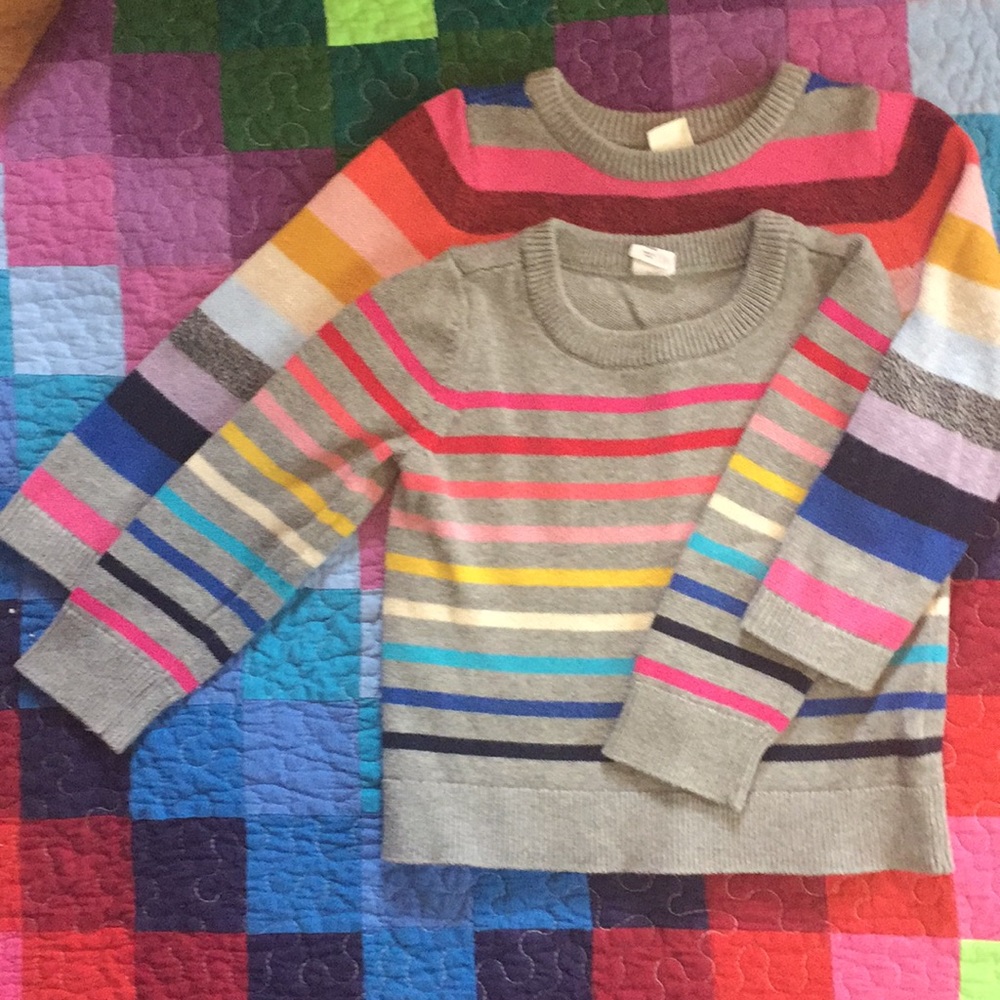 Lot: Baby Gap Rainbow sweaters 2t